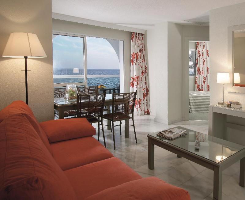 Apart-hotel Ona Marinas De